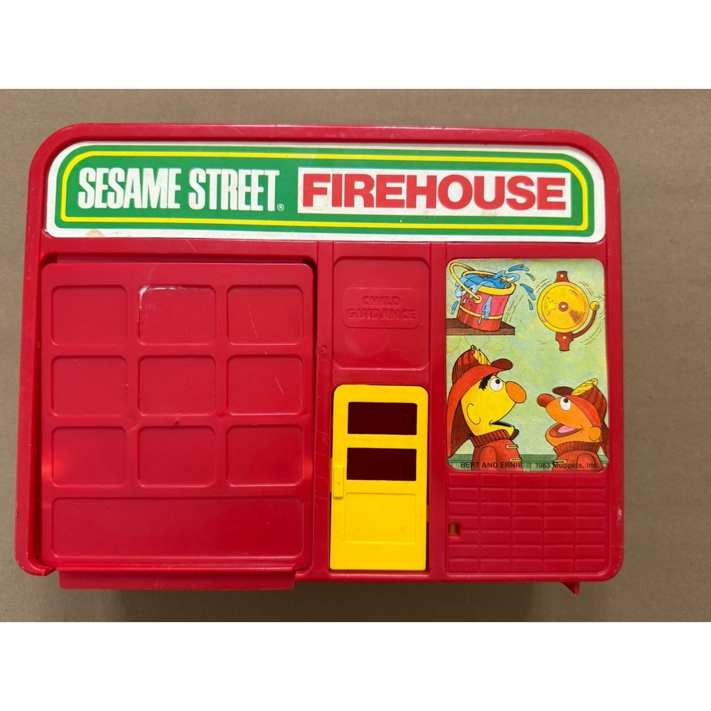 Child Guidance Sesame Street Fire House Playset Vintage